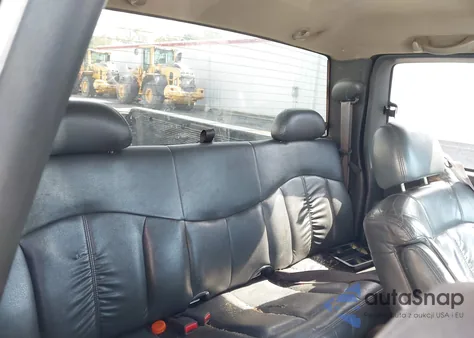 2001 Chevrolet Silverado 2500Hd Lt z USA, uszkodzony, nr VIN 1GCHK29UX1E313785